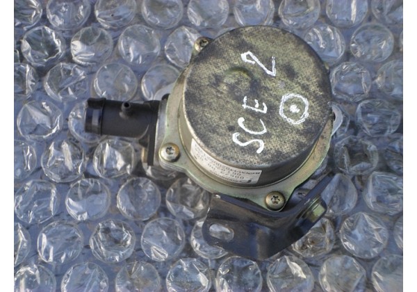 Вакуумний насос Renault Kangoo, Clio II, Clio III, Fluence, Megane II, Megane III, Scenic II, Scenic III, Laguna III, Modus, Logan, Duster 1.5 dci, 8200521381, PIERBURG 7.00673.00.00, 146505272R, 8201005306, 7.05641.00.0, 8200577807